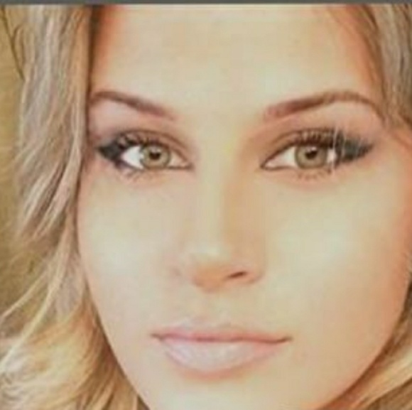 Meet your Posher, Diana - Picture 1 of 1